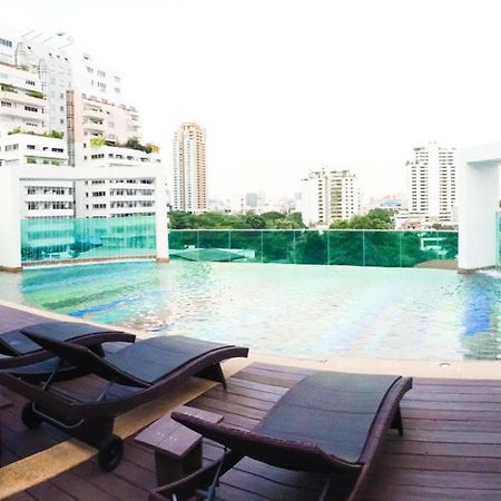 Beverly 33 By Aspira Bangkok Buitenkant foto