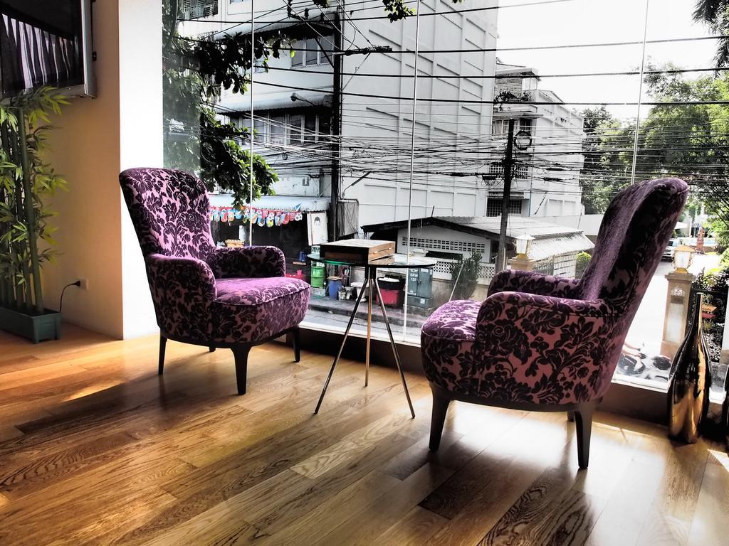 Beverly 33 By Aspira Bangkok Buitenkant foto