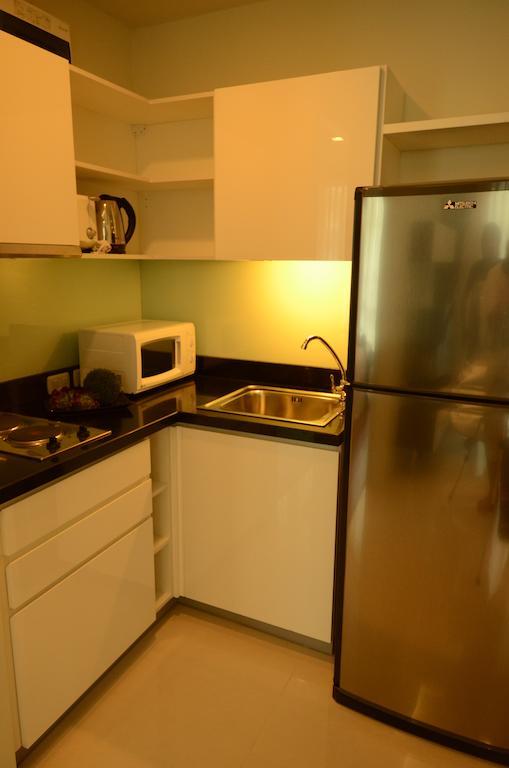 Beverly 33 By Aspira Bangkok Buitenkant foto