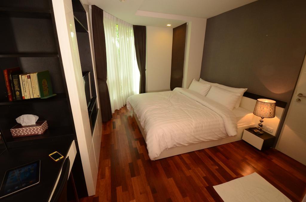 Beverly 33 By Aspira Bangkok Buitenkant foto